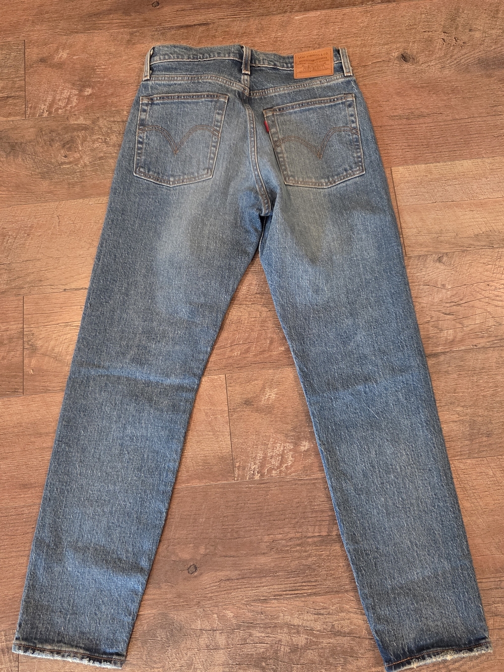 Levi's Women's Straight Leg Jeans - Medium Blue
